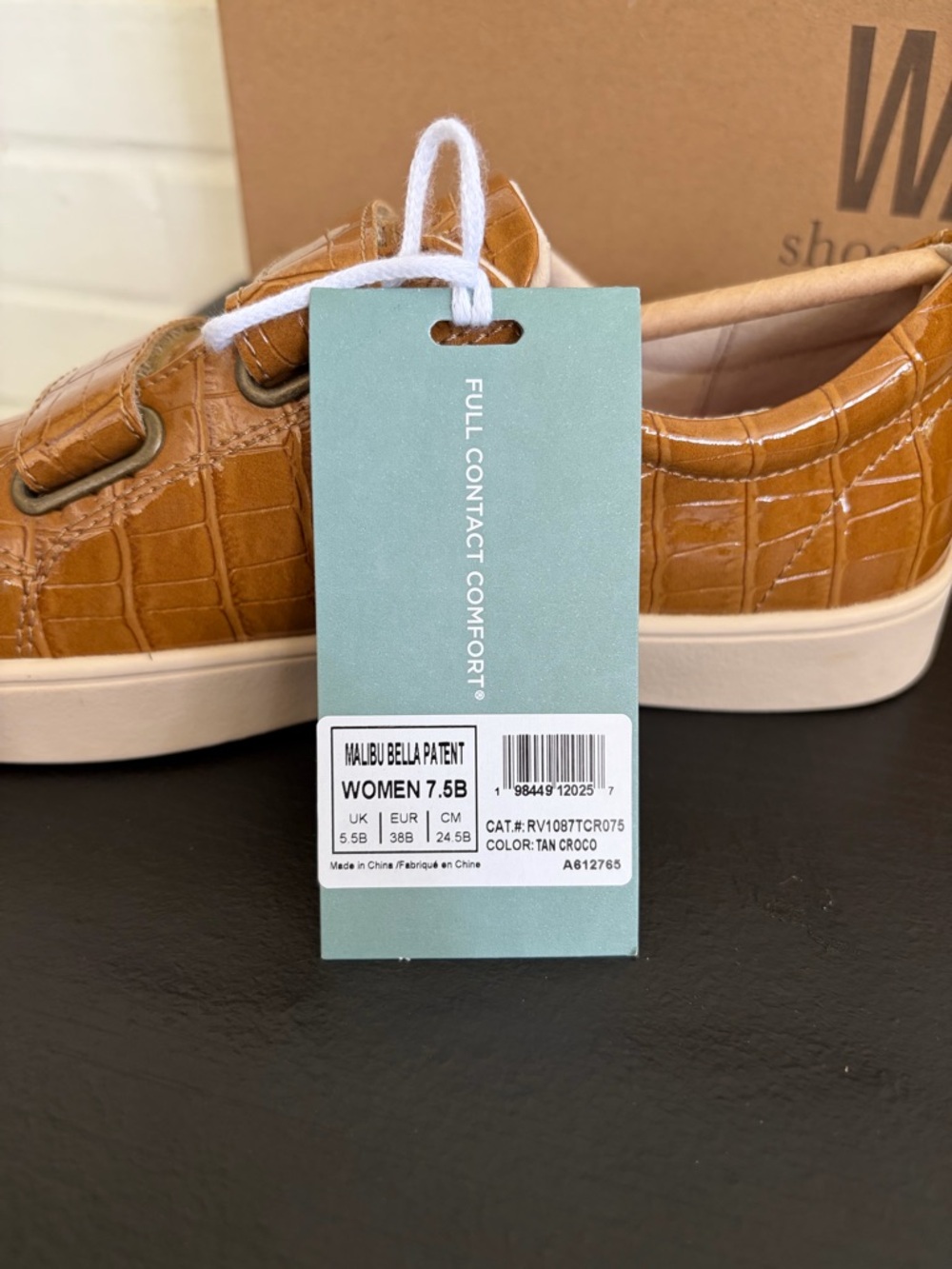 WACO Shoe Company Revitalign Malibu Bella Patent Croco in Tan NEW IN BOX, SZ 7.5 - Picture 3 of 8